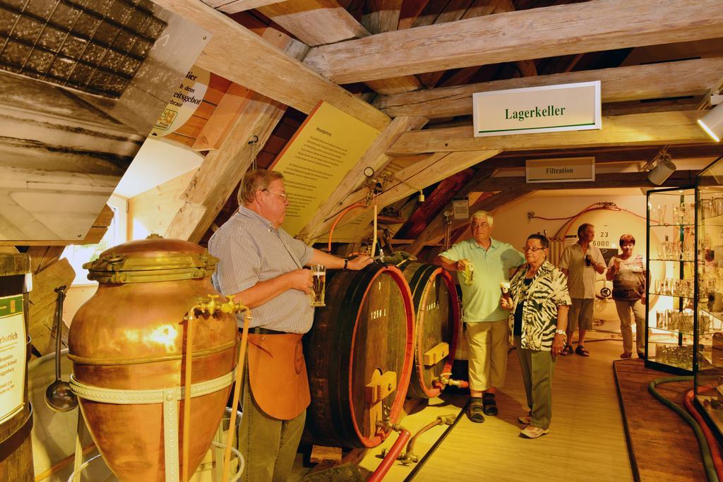 Autenrieder Brauereigasthof Ichenhausen Buitenkant foto