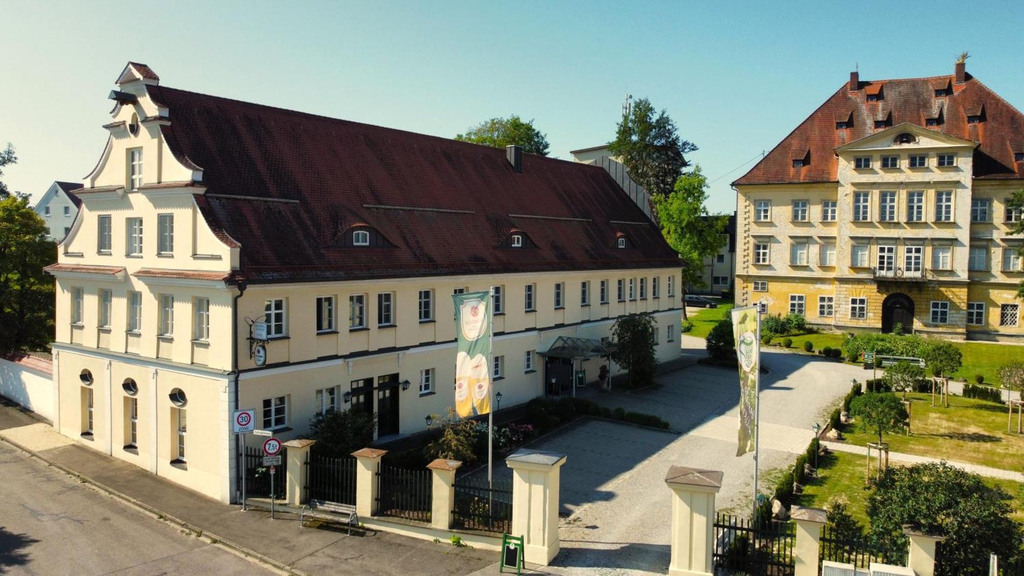 Autenrieder Brauereigasthof Ichenhausen Buitenkant foto